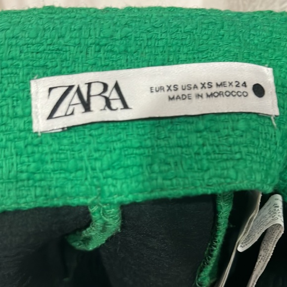 Zara mini skirt in green tweed - Picture 3 of 5